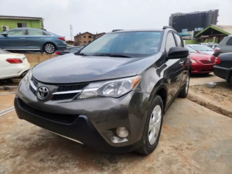 Toyota RAV 4   - 2014