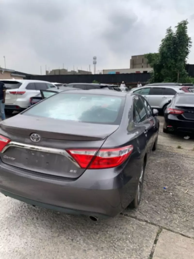 Toyota Camry   - 2015