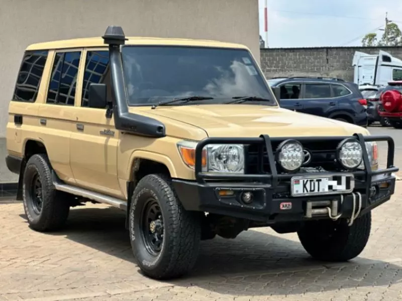 Toyota Landcruiser   - 2018