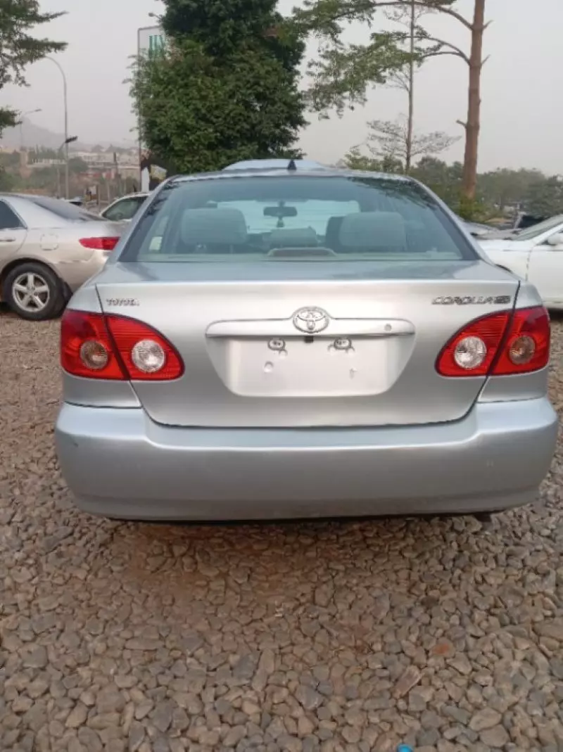 Toyota Corolla   - 2007