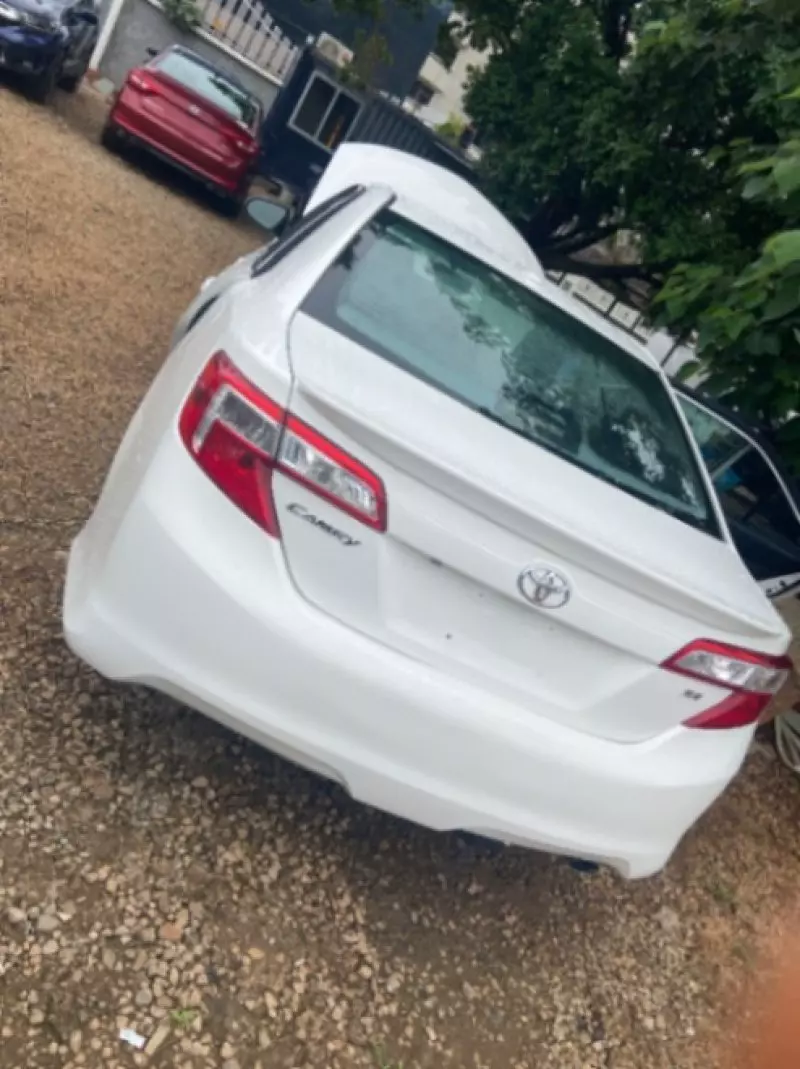 TOYOTA Camry   - 2014