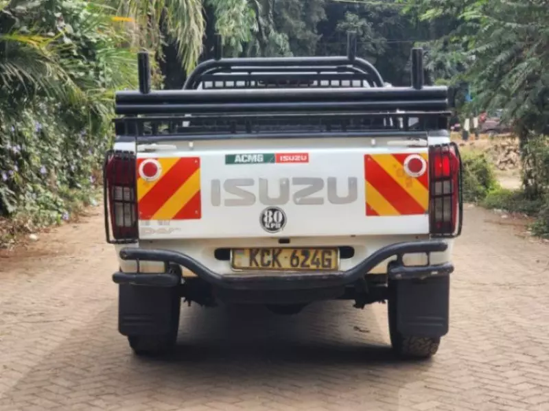 Isuzu D-Max   - 2016