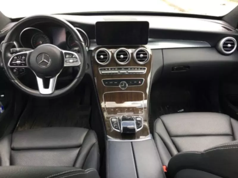 Mercedes-Benz C 300   - 2021