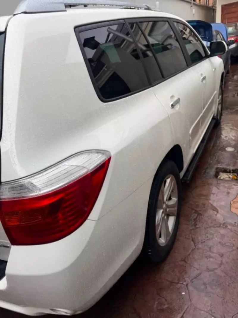 TOYOTA Highlander - 2008
