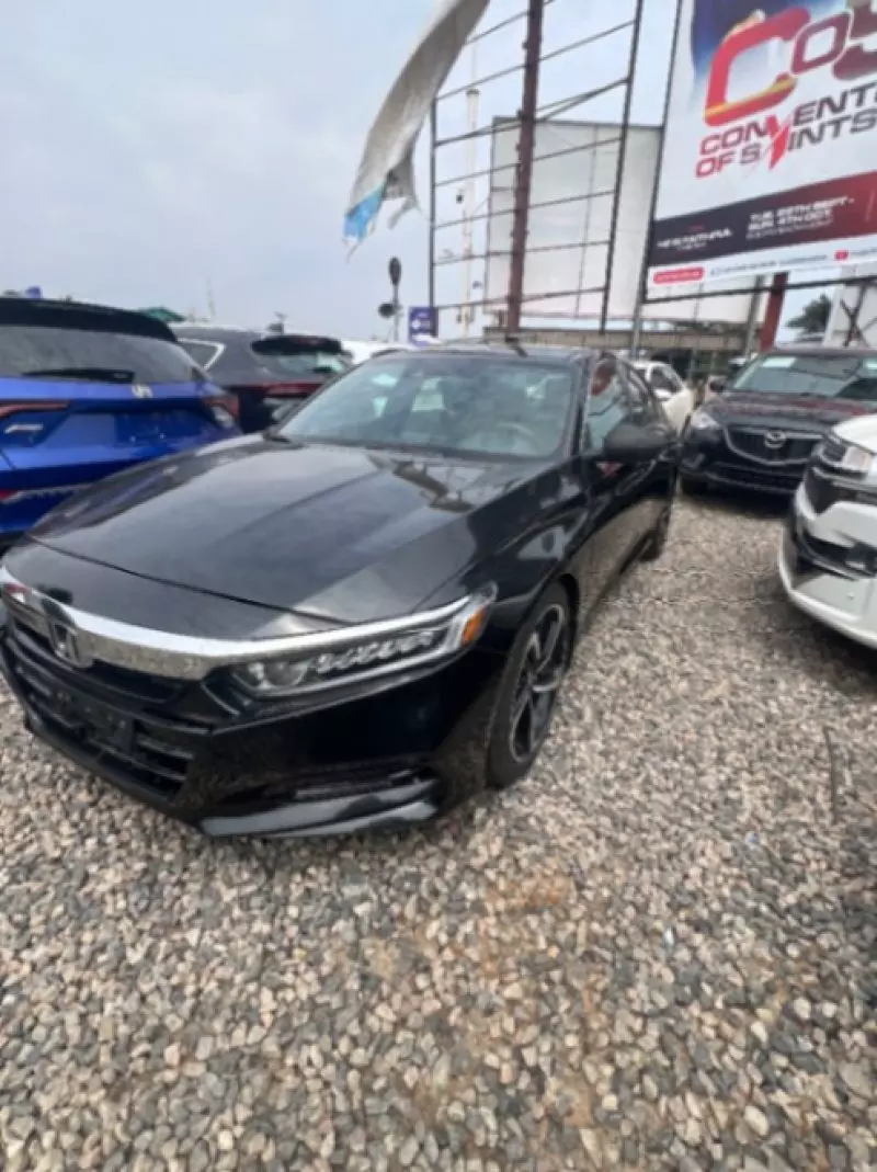 Honda Accord - 2018