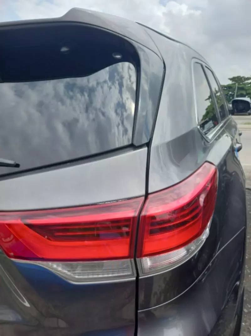 Toyota Highlander   - 2018