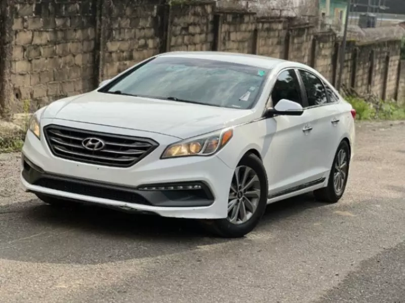 Hyundai SONATA 2,0L BVA GL   - 2015