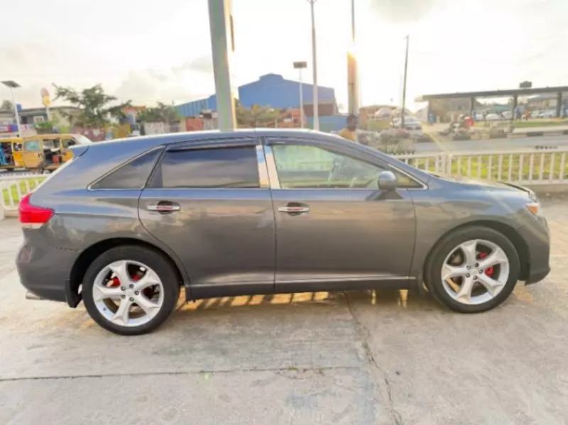 TOYOTA Venza - 2010