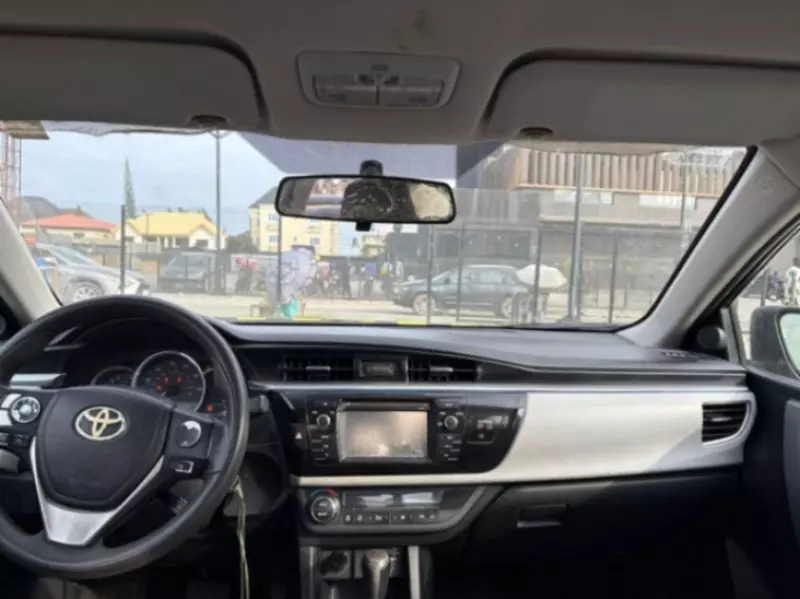 Toyota Corolla - 2013