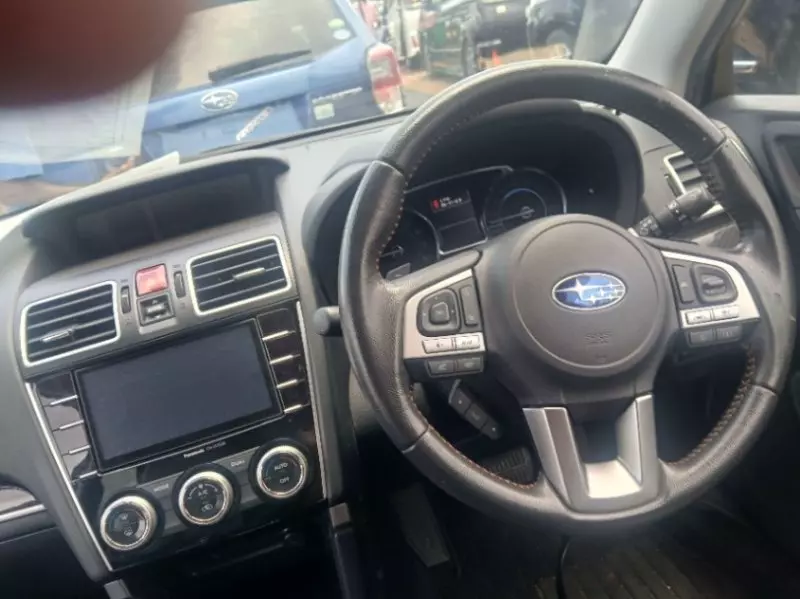 Subaru Forester   - 2017