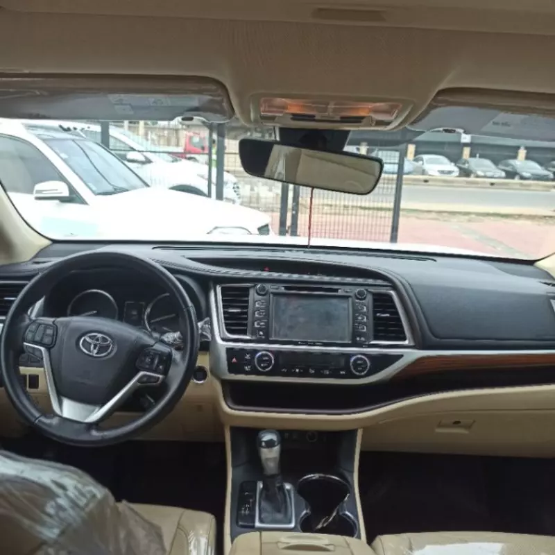 TOYOTA Highlander - 2018