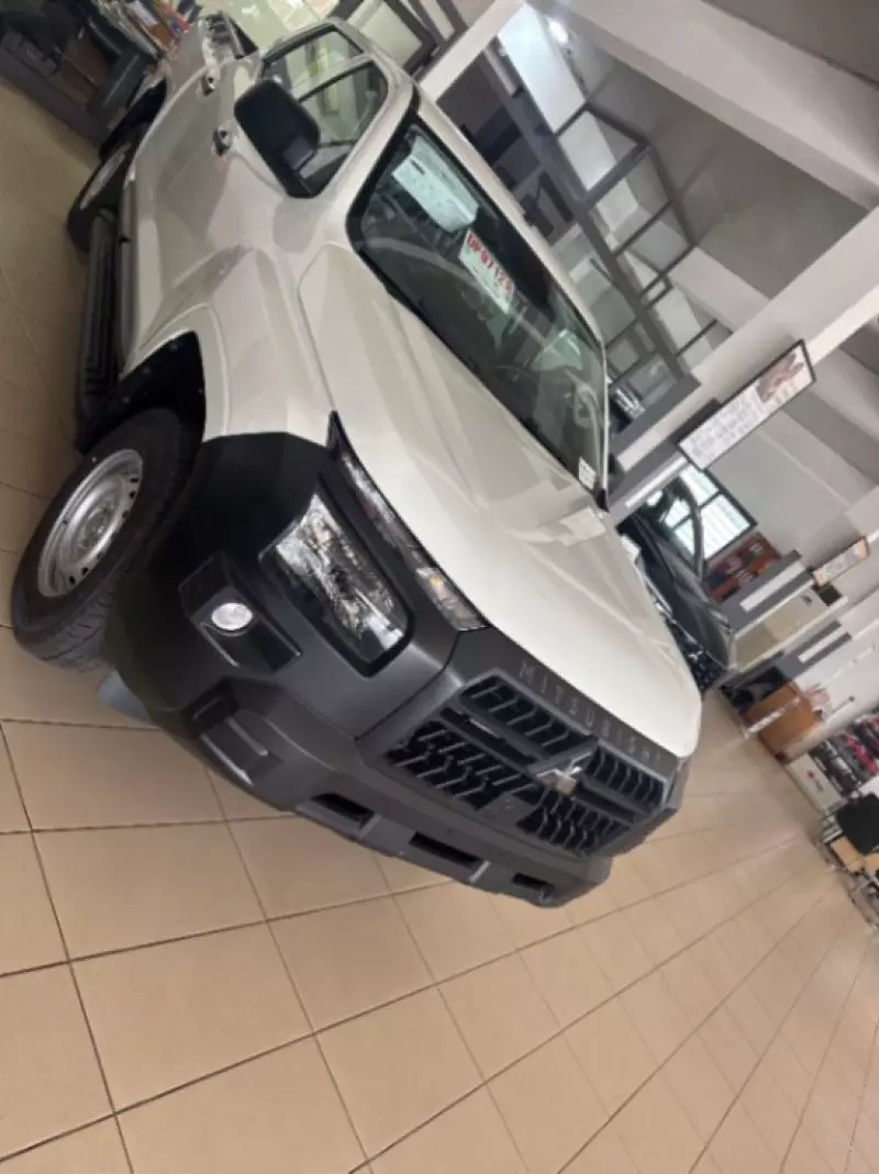 Mitsubishi L200 - 2026