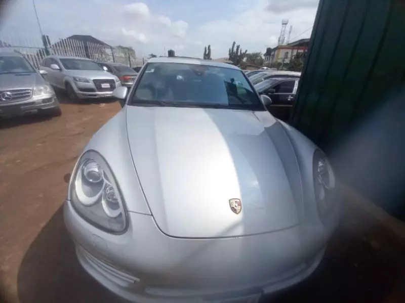 PORSCHE Cayenne   - 2013