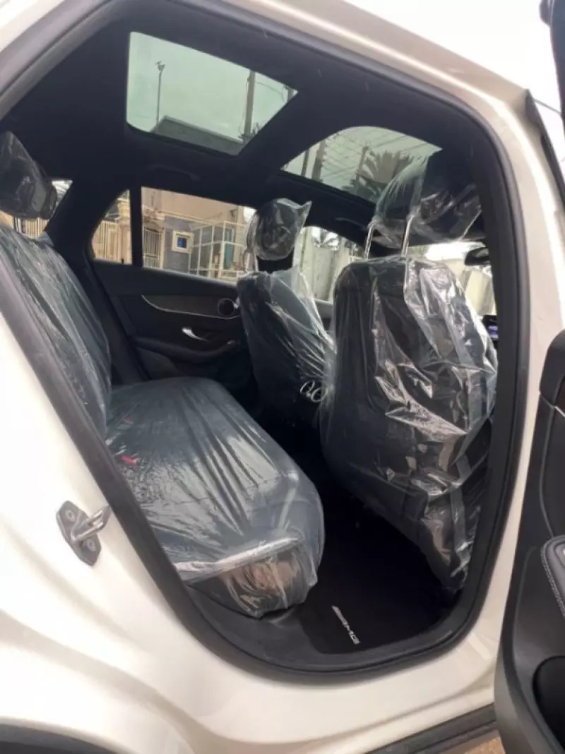 Mercedes-Benz GLC 300   - 2019