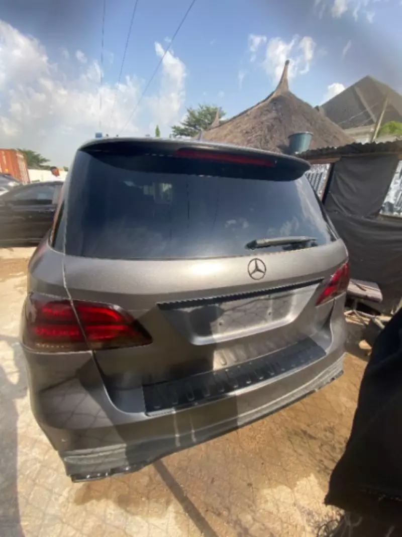 Mercedes-Benz Ml-class   - 2013