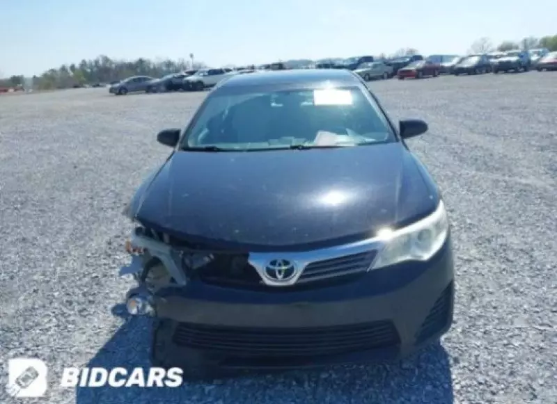 TOYOTA Camry   - 2014