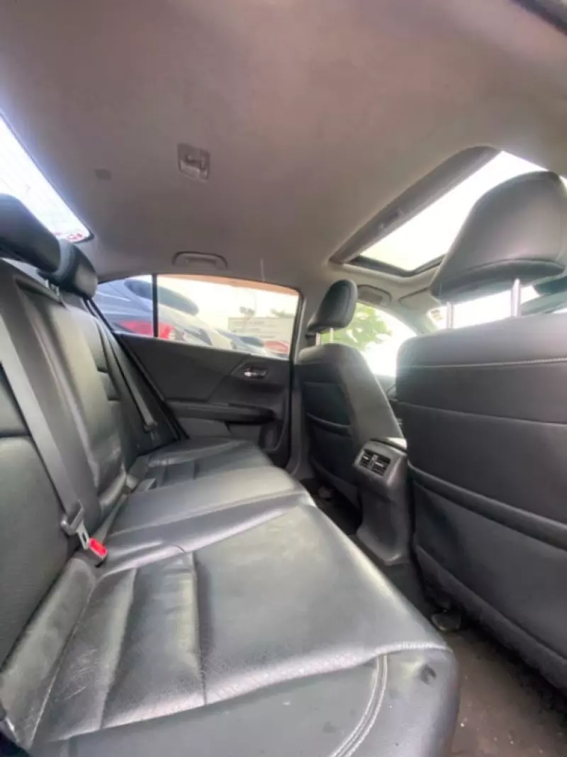 Honda Accord   - 2015