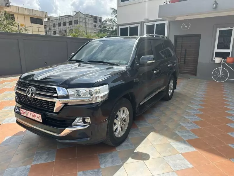 Toyota  Land Cruiser VXR V8   - 2021