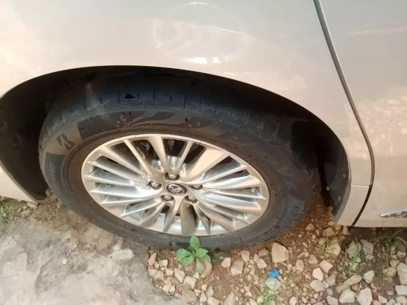 Toyota Alphard   - 2017