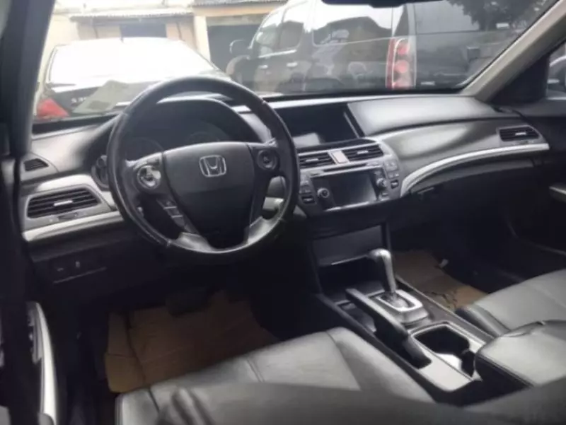 Honda Crosstour   - 2013