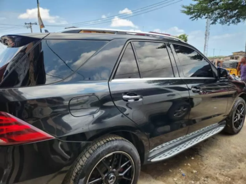 Mercedes-Benz GLE 350   - 2016