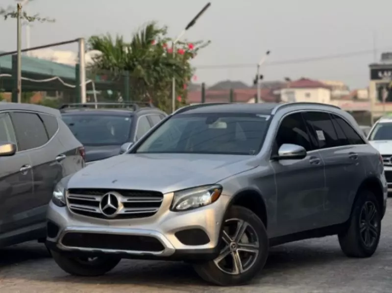 Mercedes-Benz GLC 300   - 2018