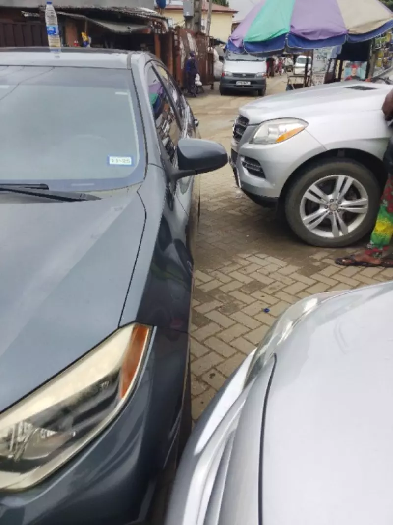 Toyota Corolla   - 2016