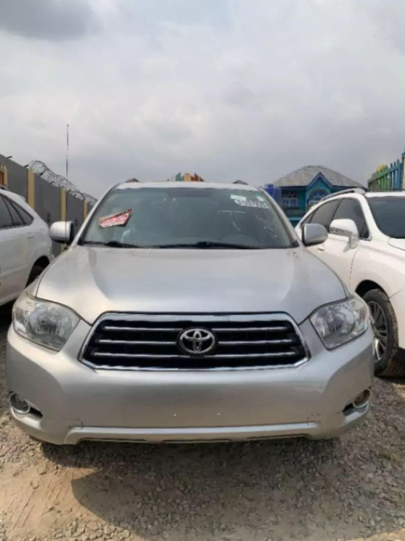 Toyota Highlander   - 2008
