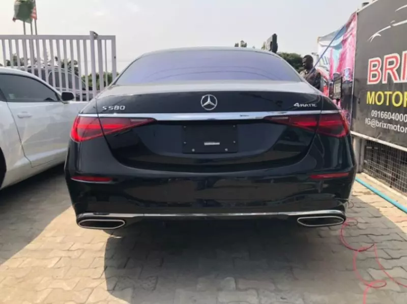 Mercedes-Benz S 580   - 2021
