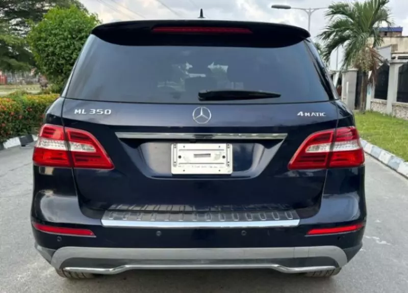 Mercedes-Benz ML 350   - 2012