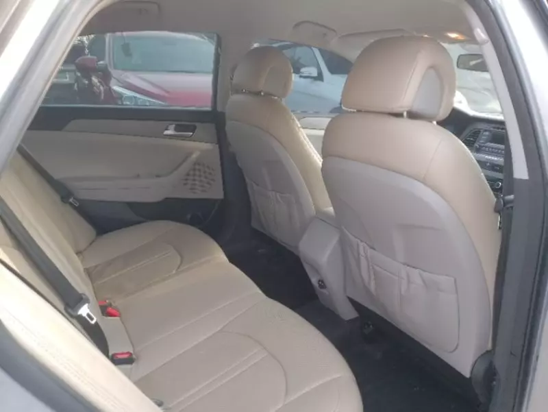 Hyundai Sonata   - 2015