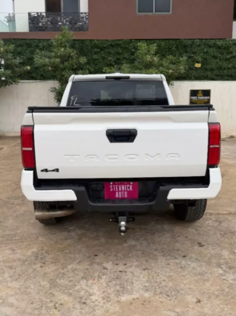 TOYOTA Tacoma   - 2025