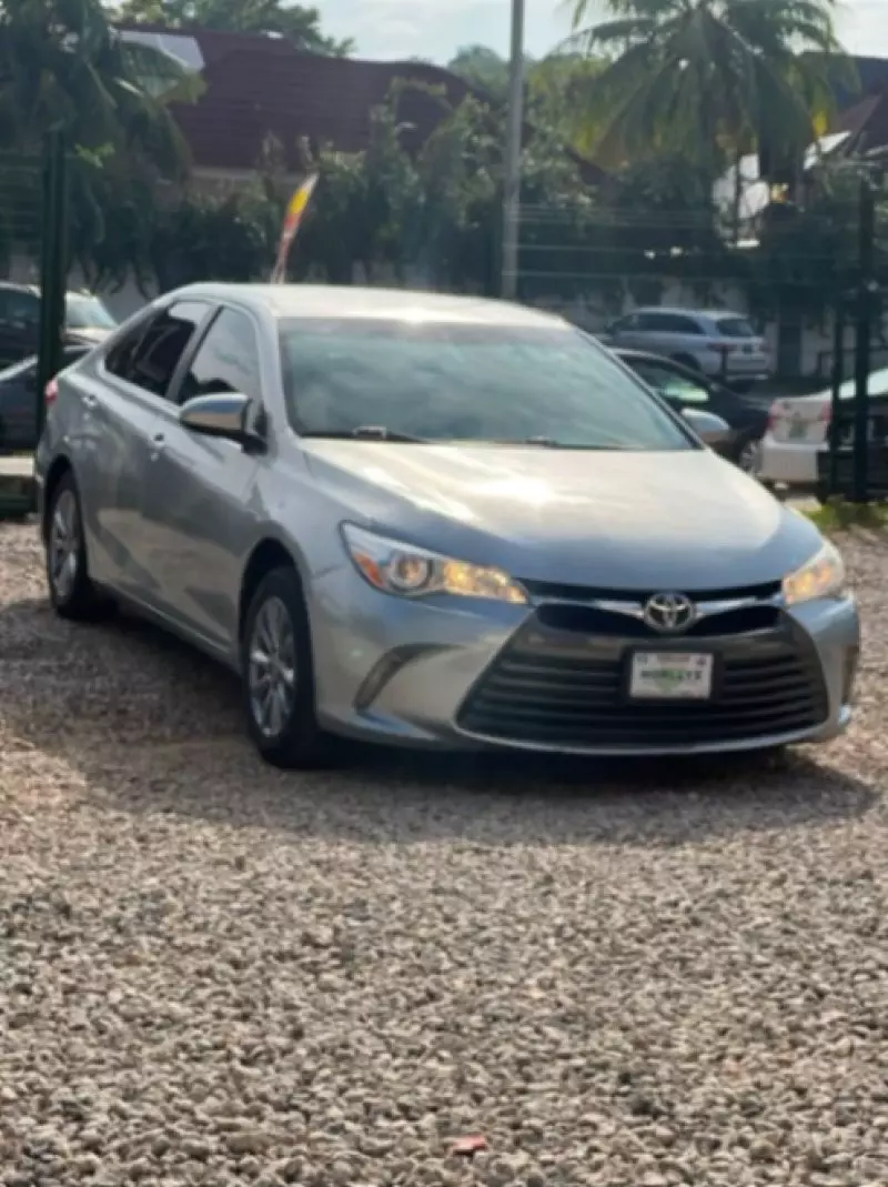TOYOTA Camry   - 2015
