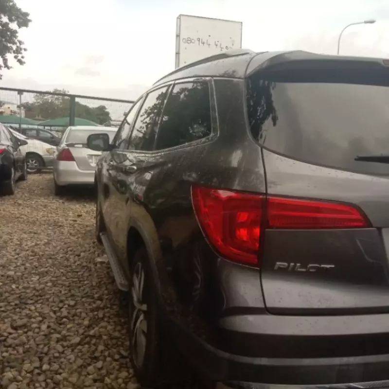 Honda Pilot   - 2018