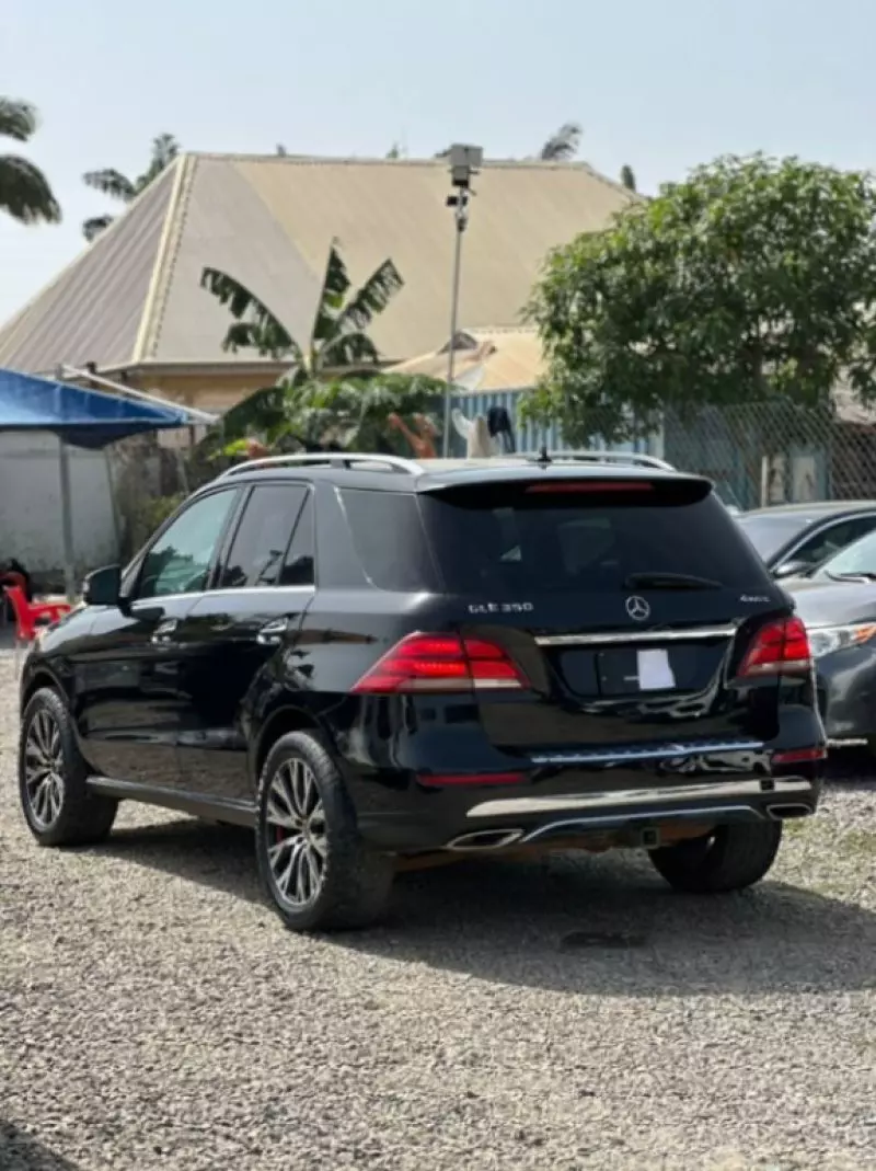 Mercedes-Benz GLE 350   - 2016