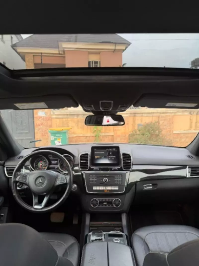 Mercedes-Benz GLE-Class   - 2017