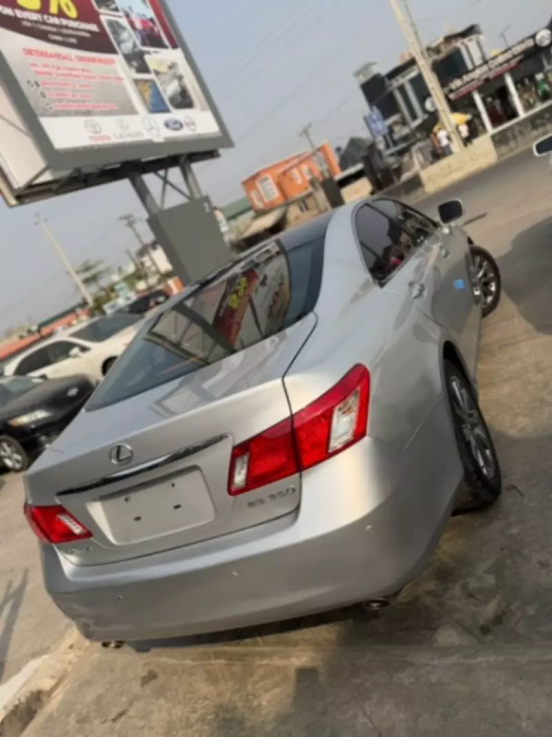 Lexus ES 350   - 2008