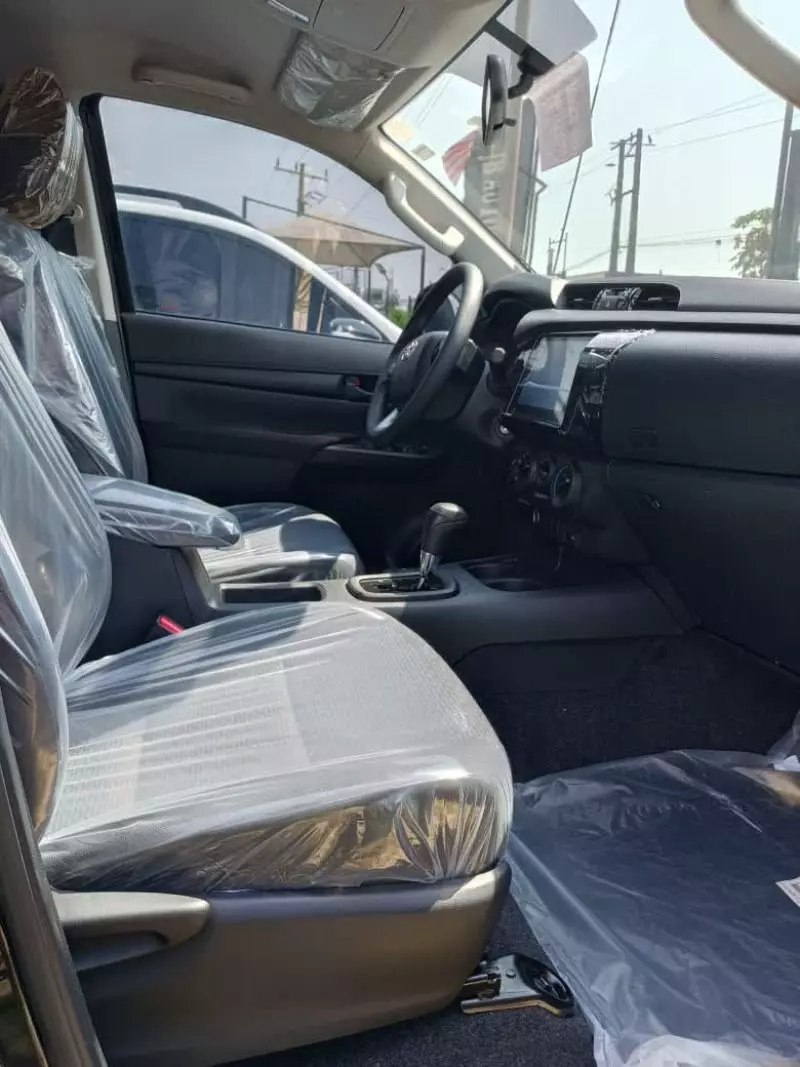 Toyota Hilux - 2025