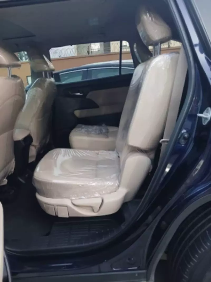 TOYOTA Highlander   - 2023