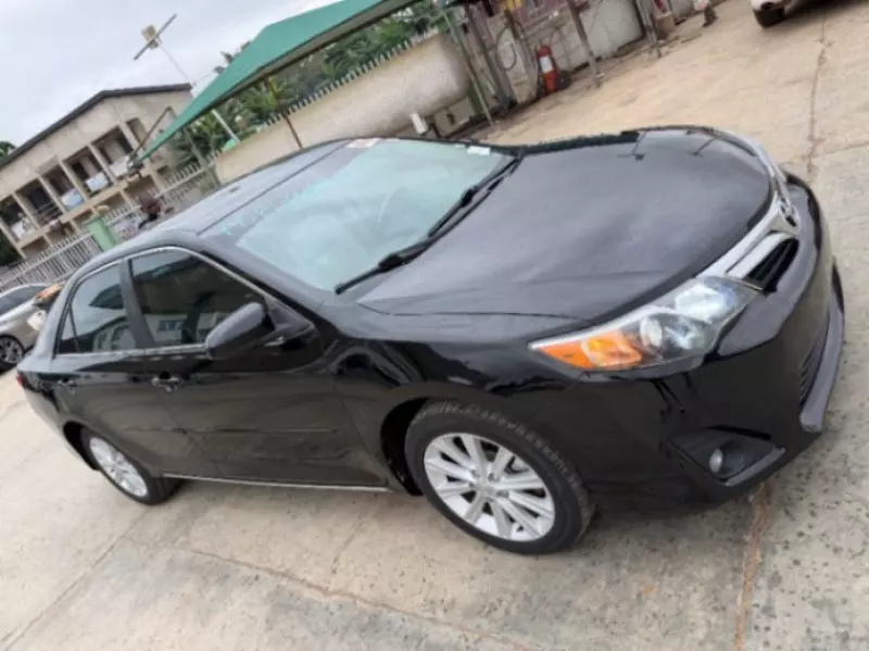 TOYOTA Camry   - 2014