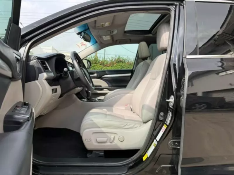 Toyota Highlander - 2014