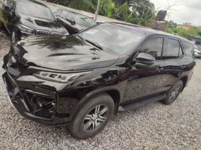 Toyota Fortuner - 2021