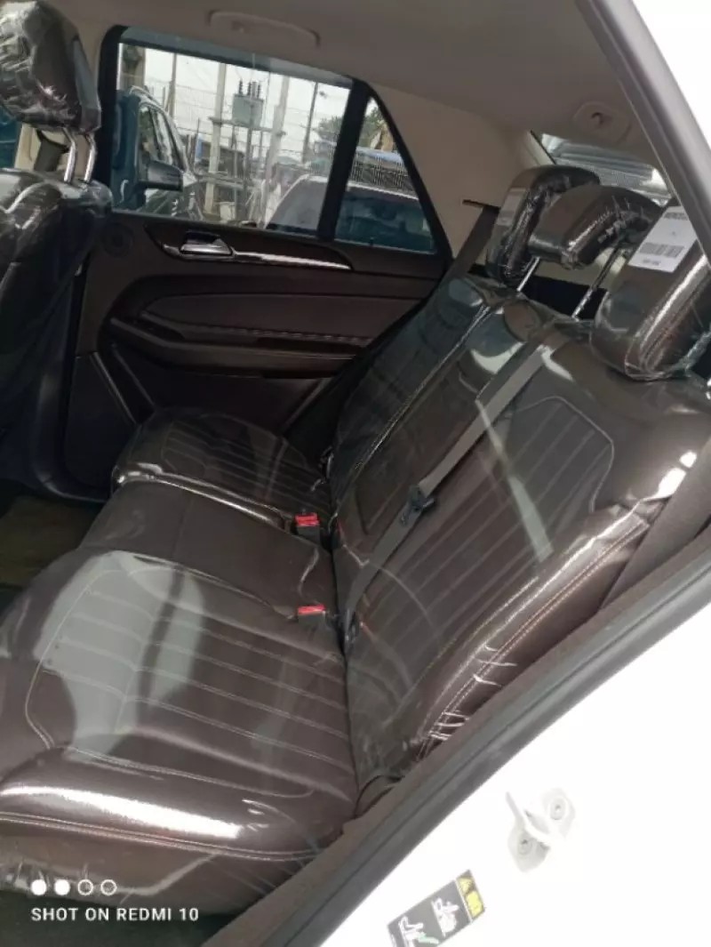 Mercedes-Benz GLE-Class   - 2017
