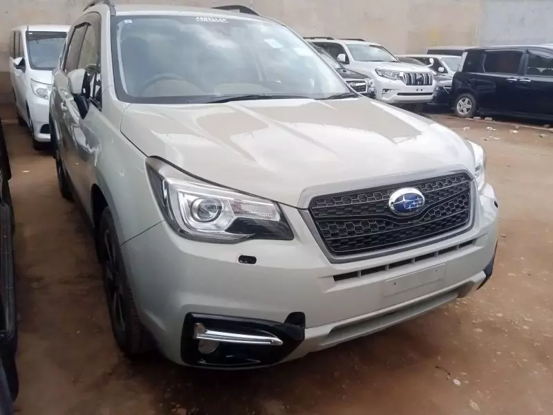 Subaru Forester   - 2015