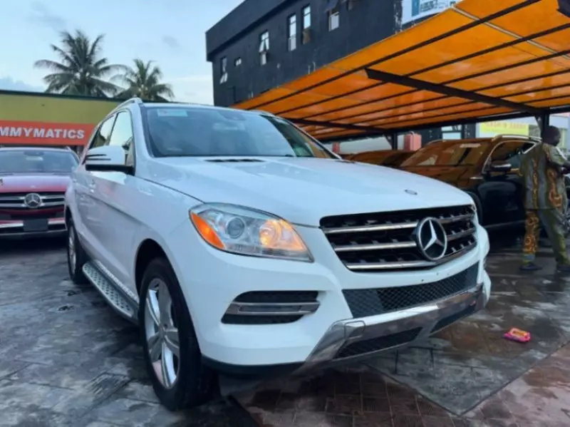 Mercedes-Benz ML-Class   - 2015