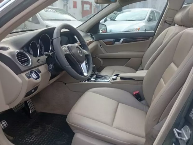 Mercedes-Benz C-Class   - 2012