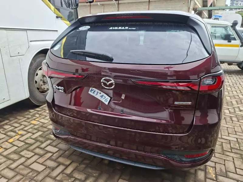 Mazda CX-8   - 2025