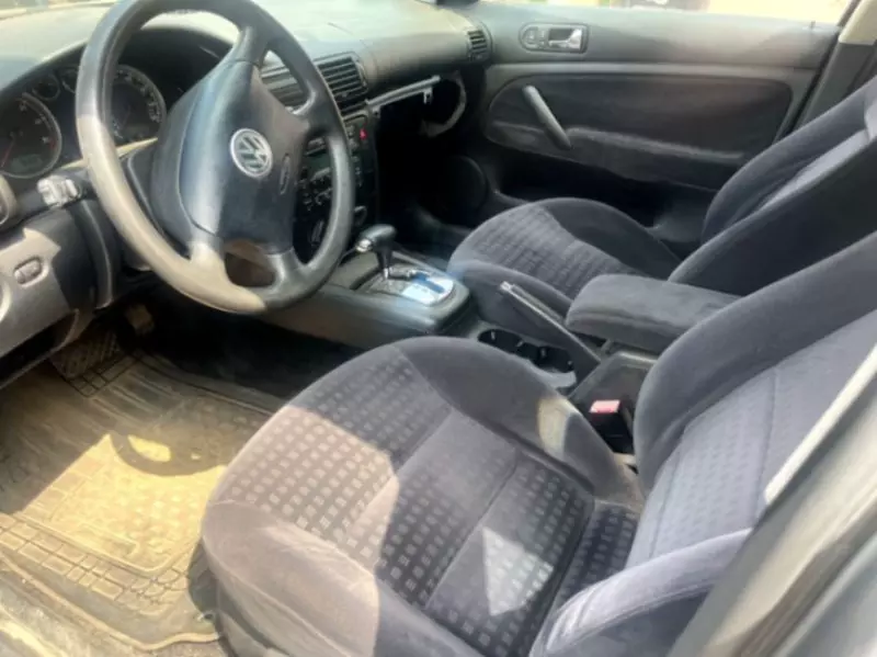 Volkswagen Passat   - 2004