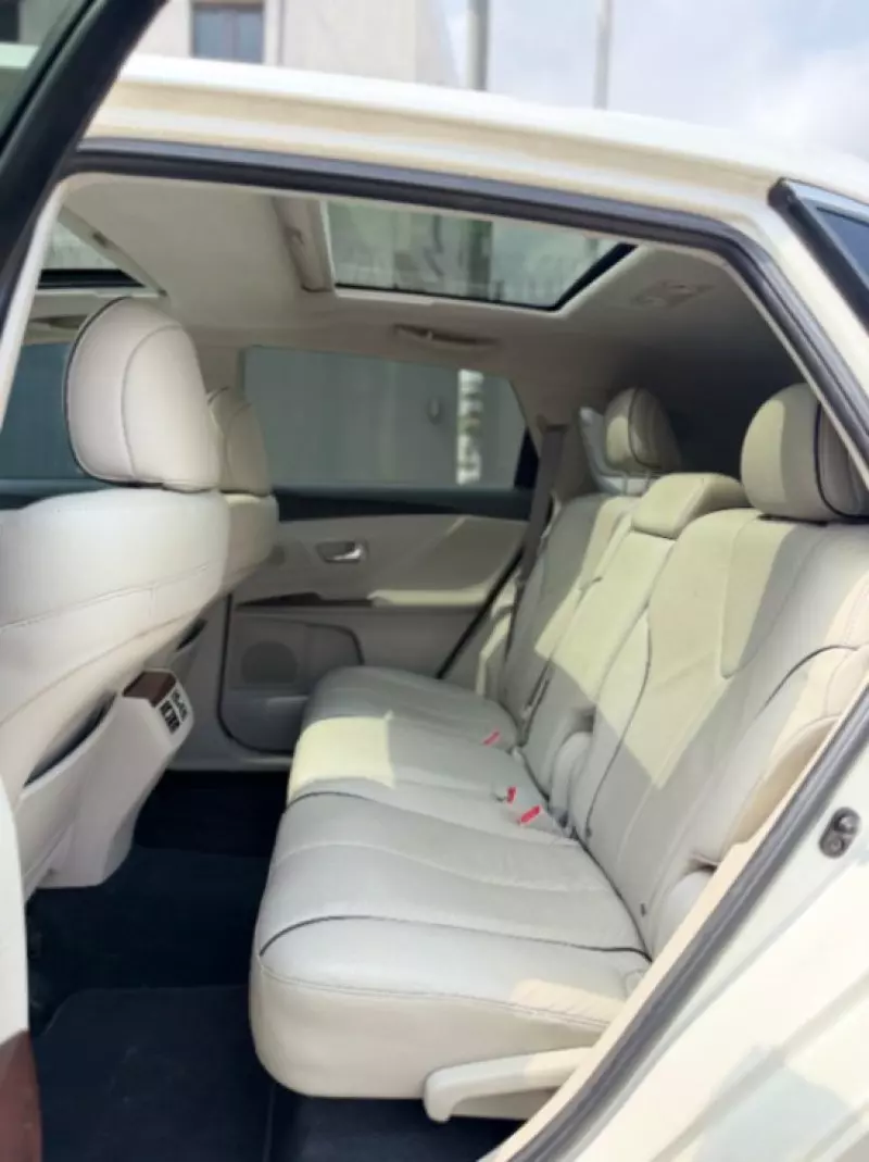 TOYOTA Venza - 2010