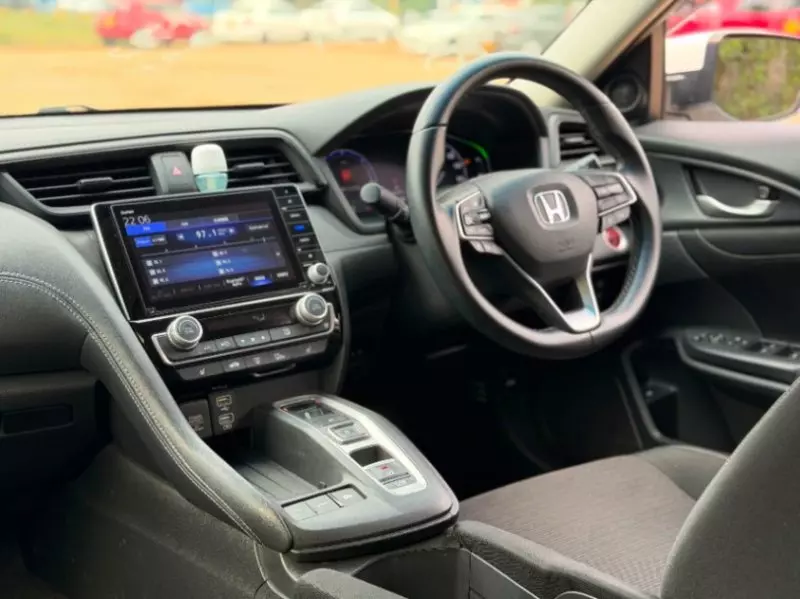 Honda Insight Hybrid    - 2019